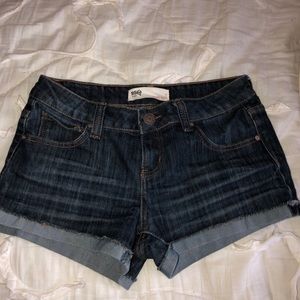 Tilly’s RSQ Malibu shorts size 7